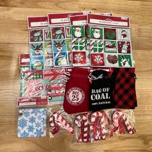 #1295 Christmas Bundle ~ 20 Items ~ NEW Card Holder Bags & Boxes, Present Tags